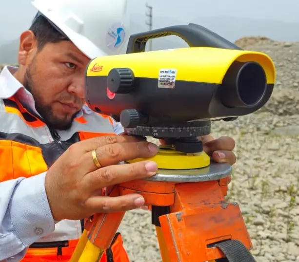 Topografía_Equipamiento